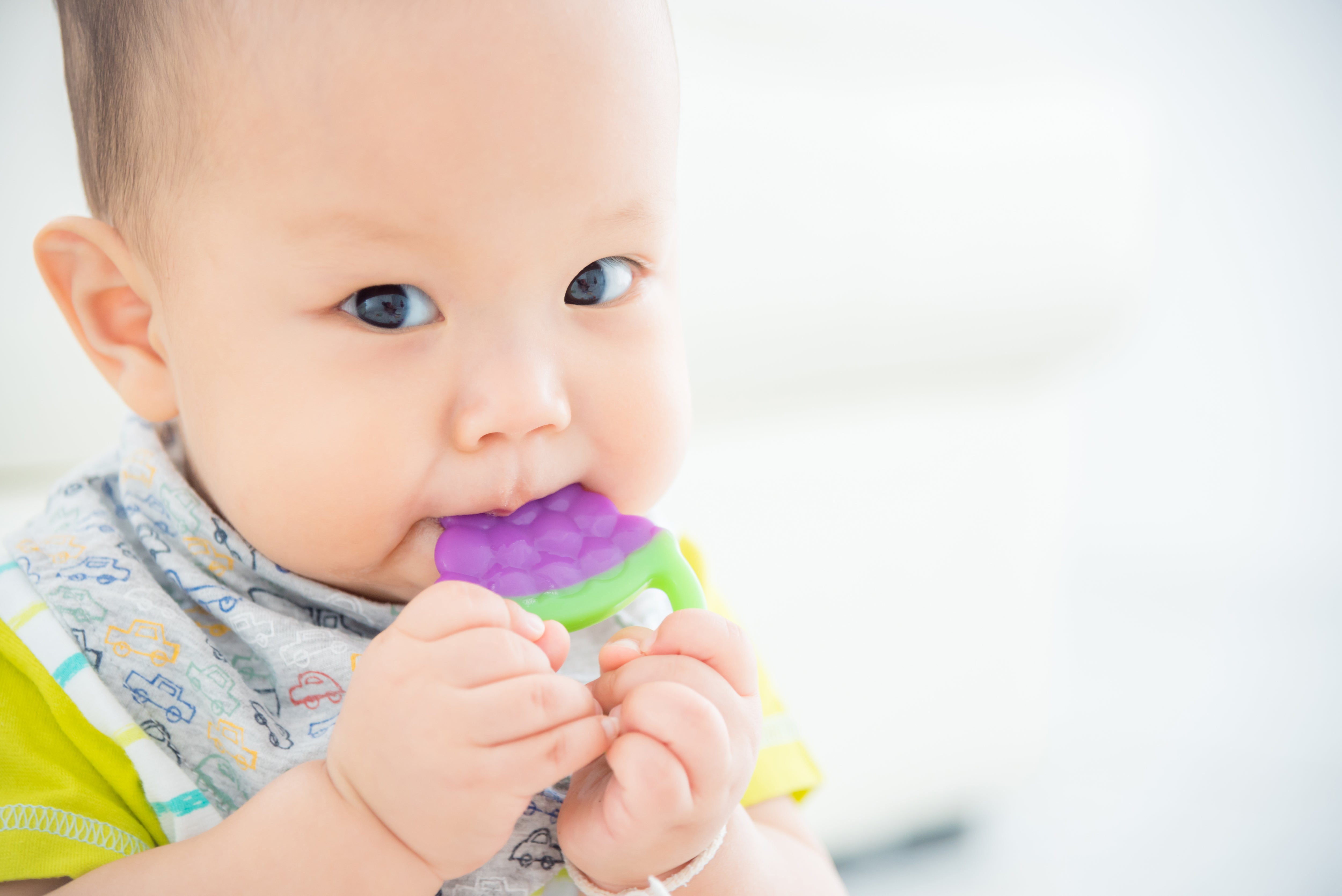 how-to-tell-if-your-baby-is-teething-or-sick-finding-relief-to-soothe