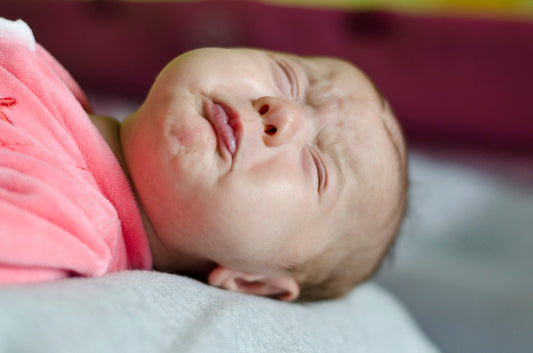 How Probiotics Can Help symptoms of Colic in Infants