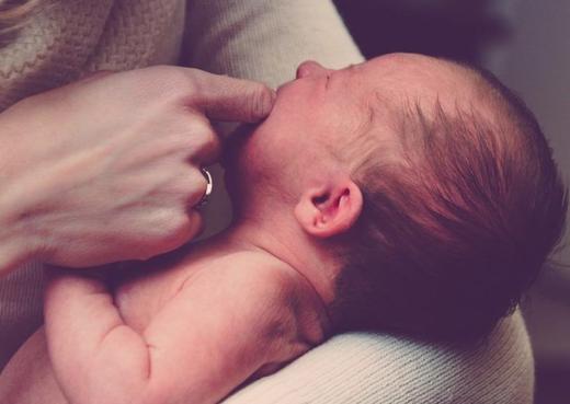 Colic vs Reflux: What’s the Difference?