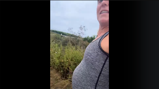 Three Habits of Moms Who Stay Consistent with Workouts (Pregnant or Not!)